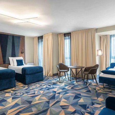 Wellton Riverside Spa Hotel Riga Exterior photo